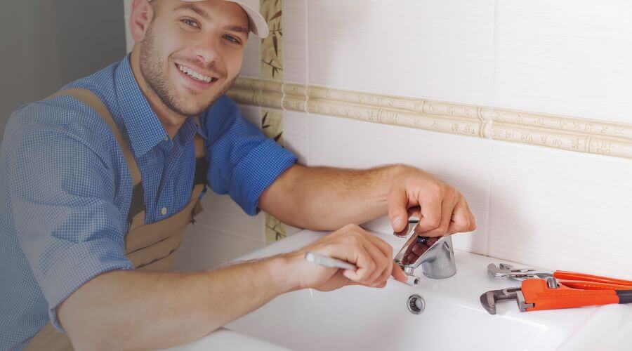 Faucet cartridge replacement in Austinville, IA